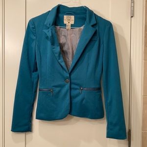 Lightweight blazer